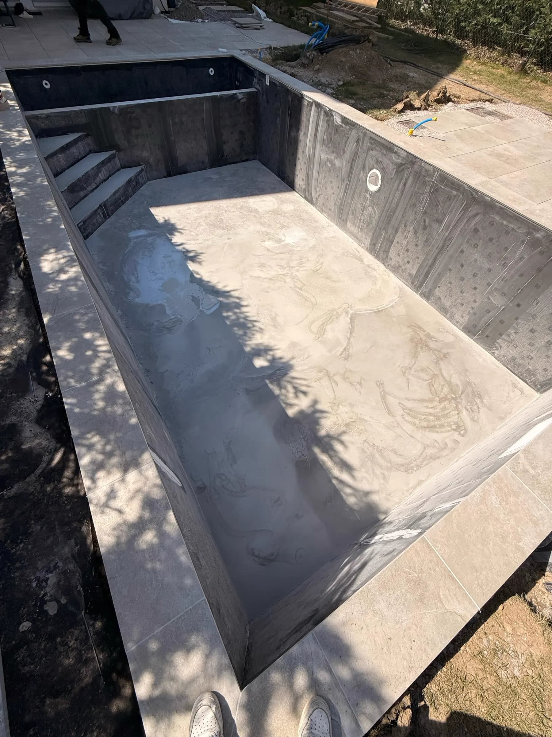 Piscine en cours de rénovation